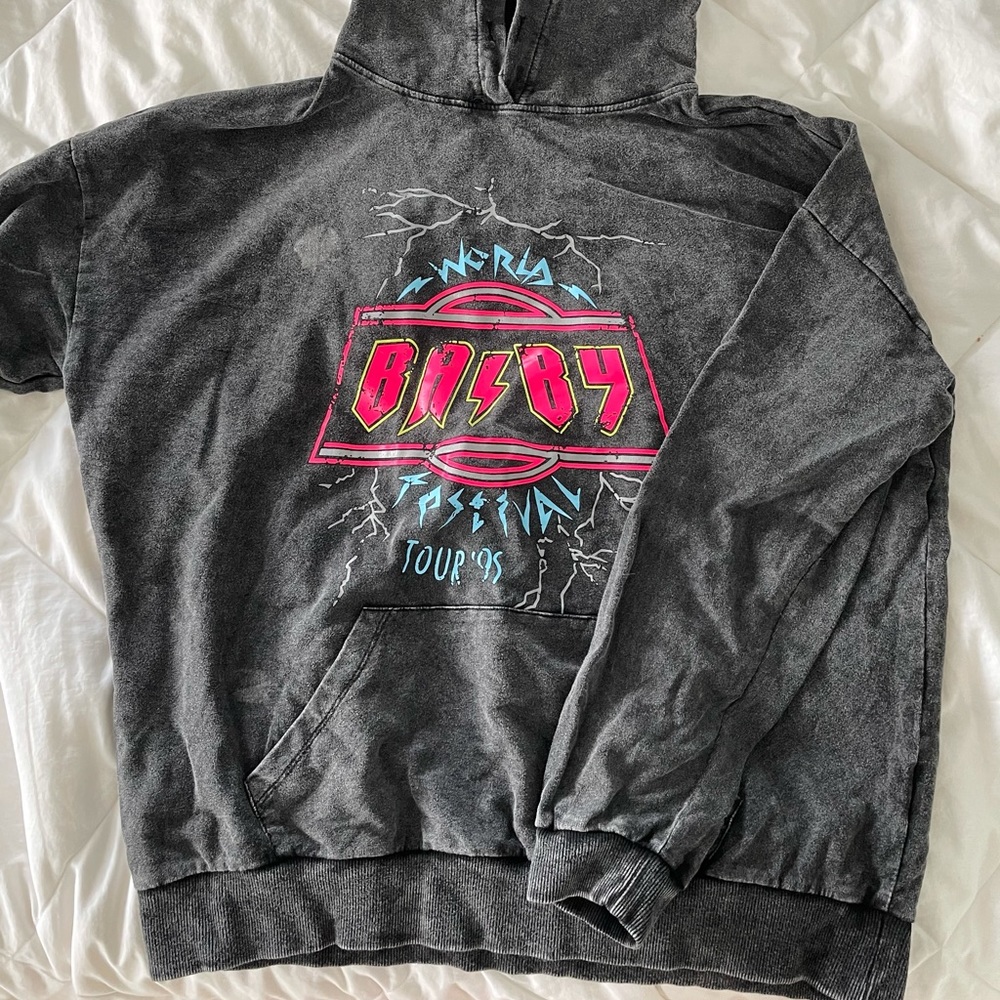 ADIKA VINTAGE SWEATSHIRT